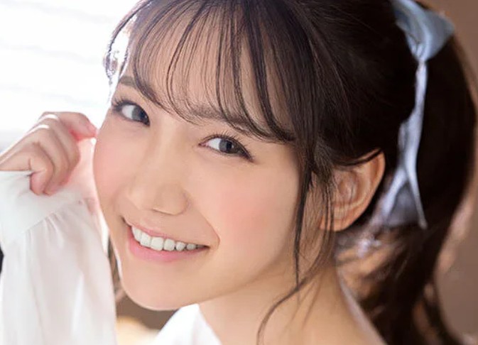三田真鈴『SONE-111』可愛い笑顔で見つめるスマイルオナサポ作品アイキャッチ画像